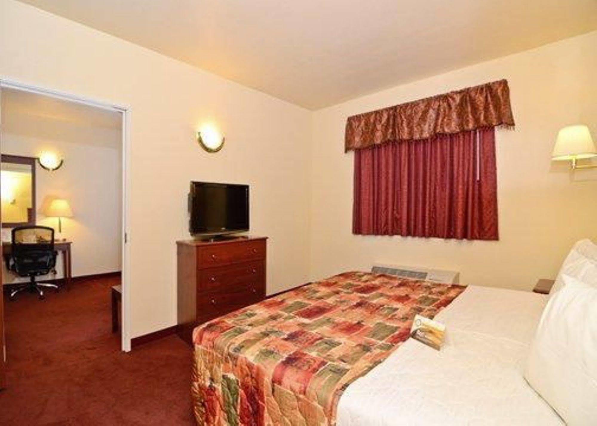 Quality Inn & Suites Park City Εξωτερικό φωτογραφία